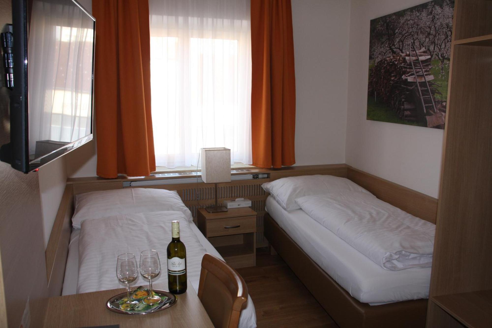 Weinhotel Rieder 포이스도르프 외부 사진
