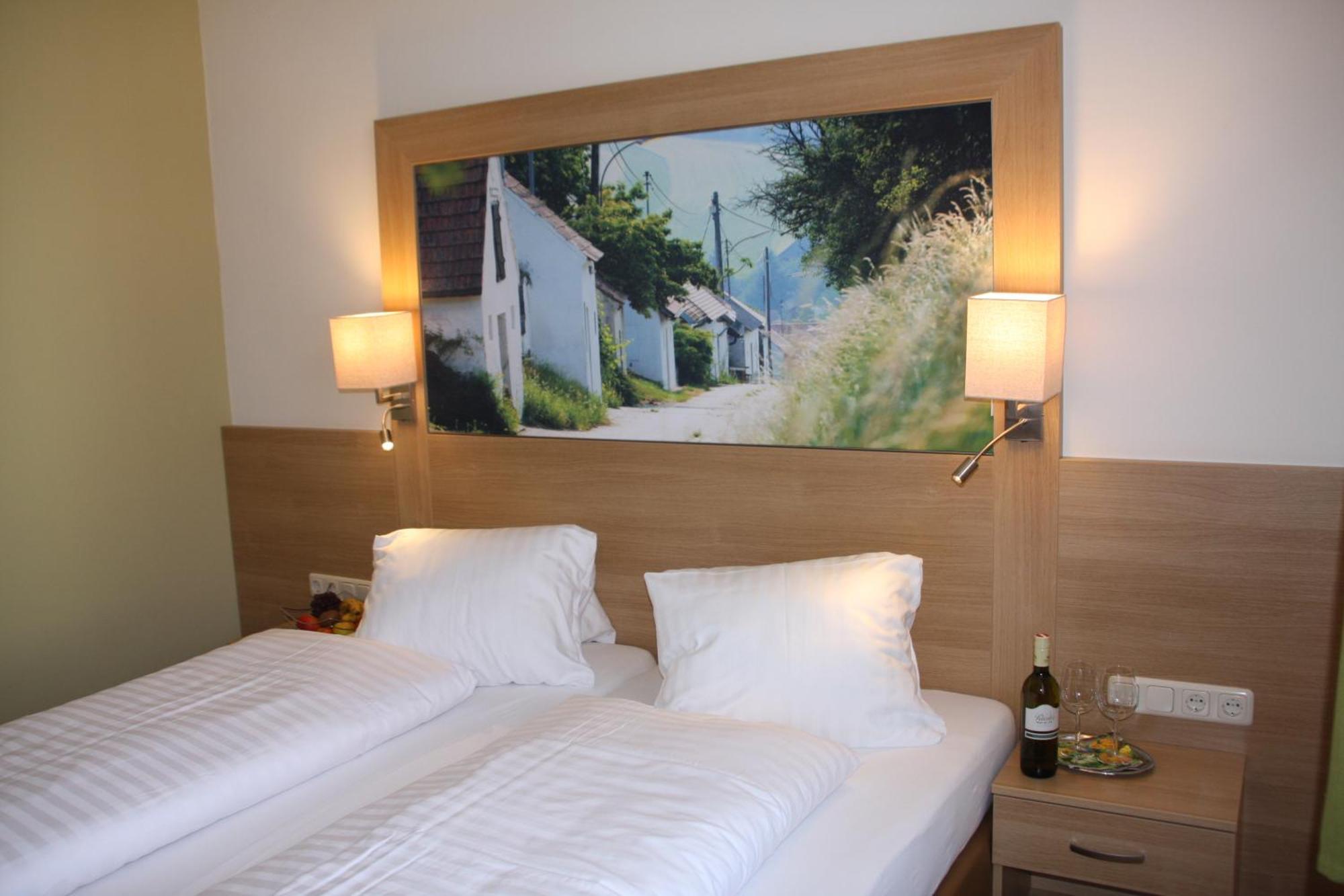 Weinhotel Rieder 포이스도르프 외부 사진