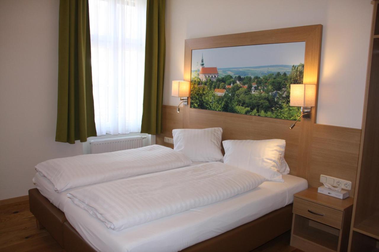 Weinhotel Rieder 포이스도르프 외부 사진