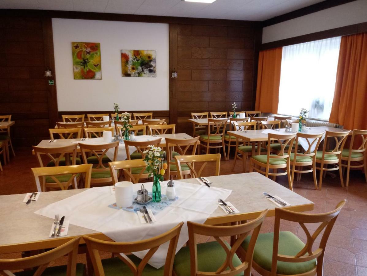 Weinhotel Rieder 포이스도르프 외부 사진